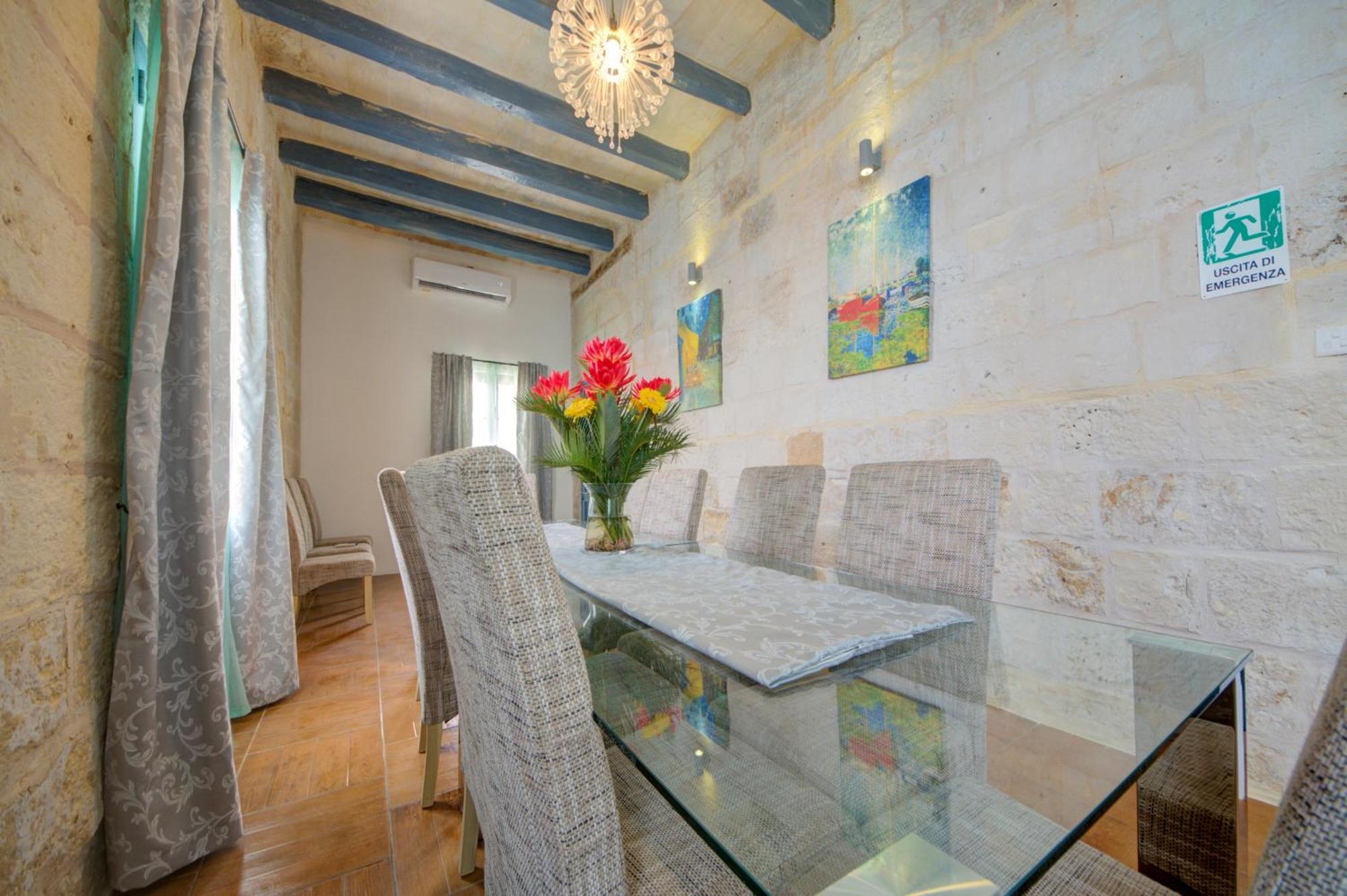 Valletta Waterfront Villa With Pool And Jacuzzi 外观 照片