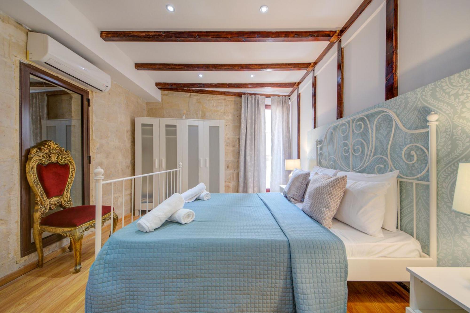 Valletta Waterfront Villa With Pool And Jacuzzi 外观 照片