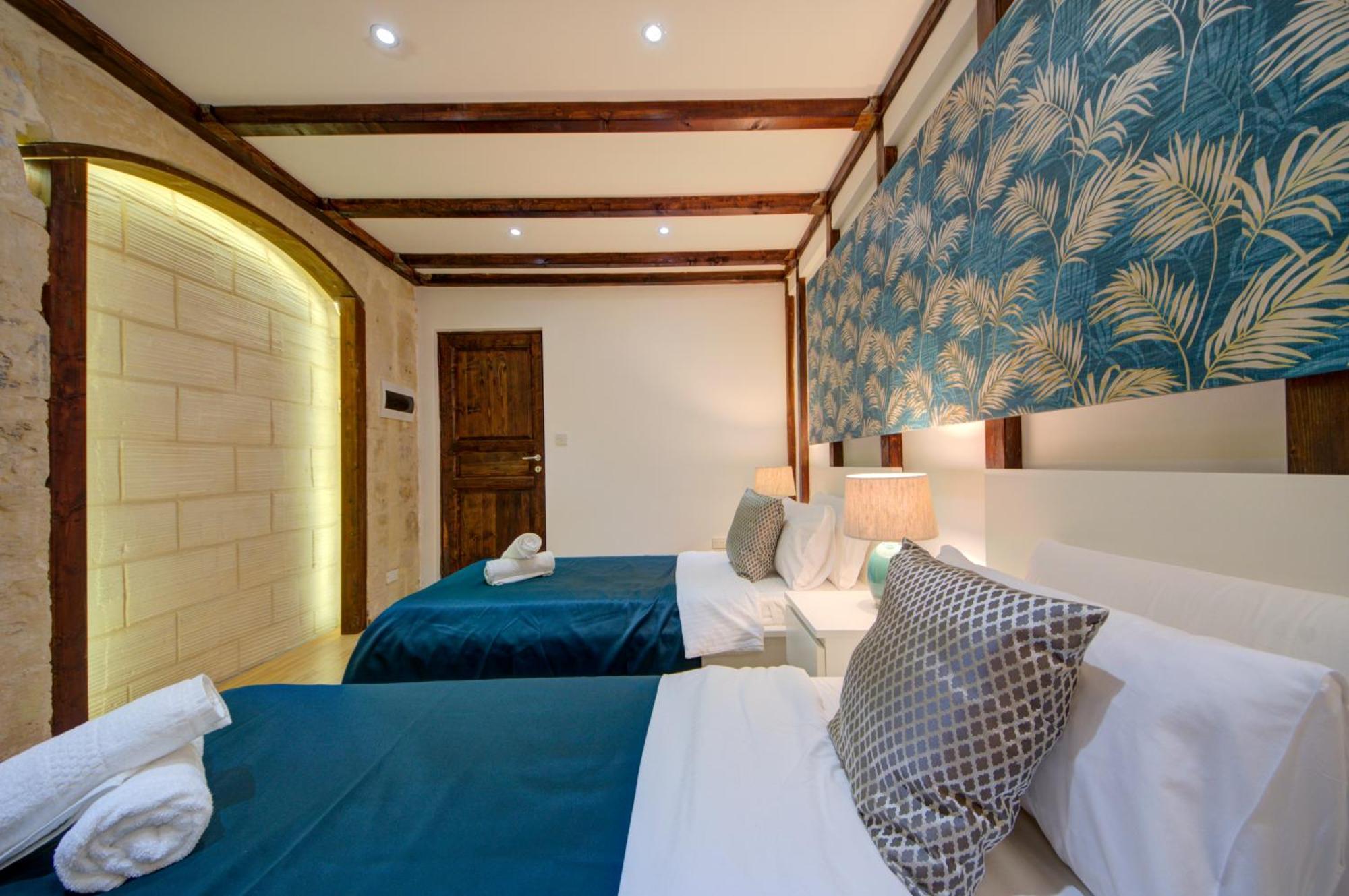 Valletta Waterfront Villa With Pool And Jacuzzi 外观 照片