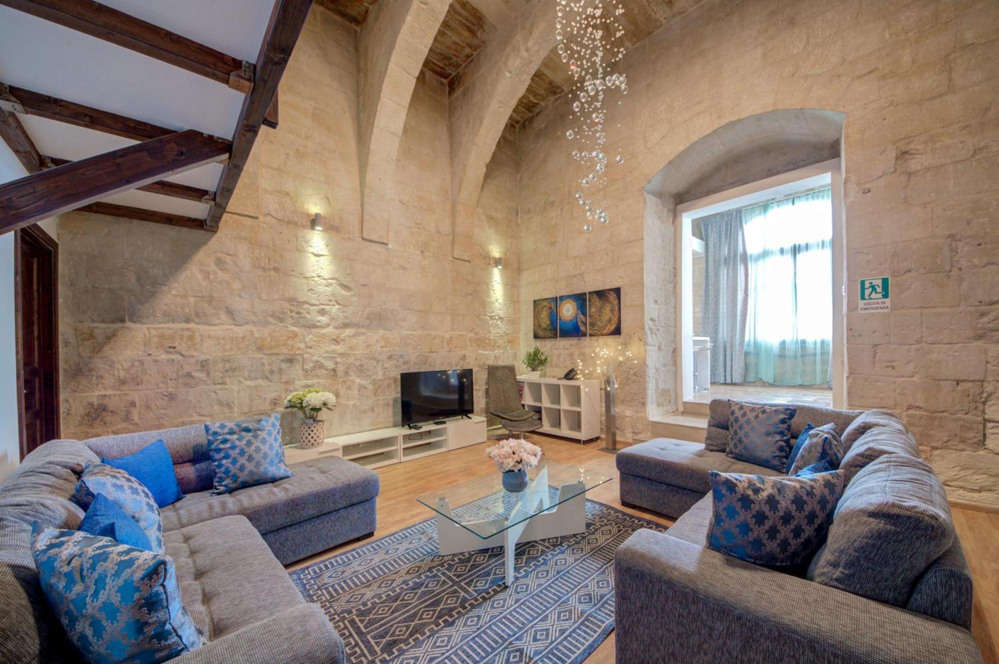 Valletta Waterfront Villa With Pool And Jacuzzi 外观 照片