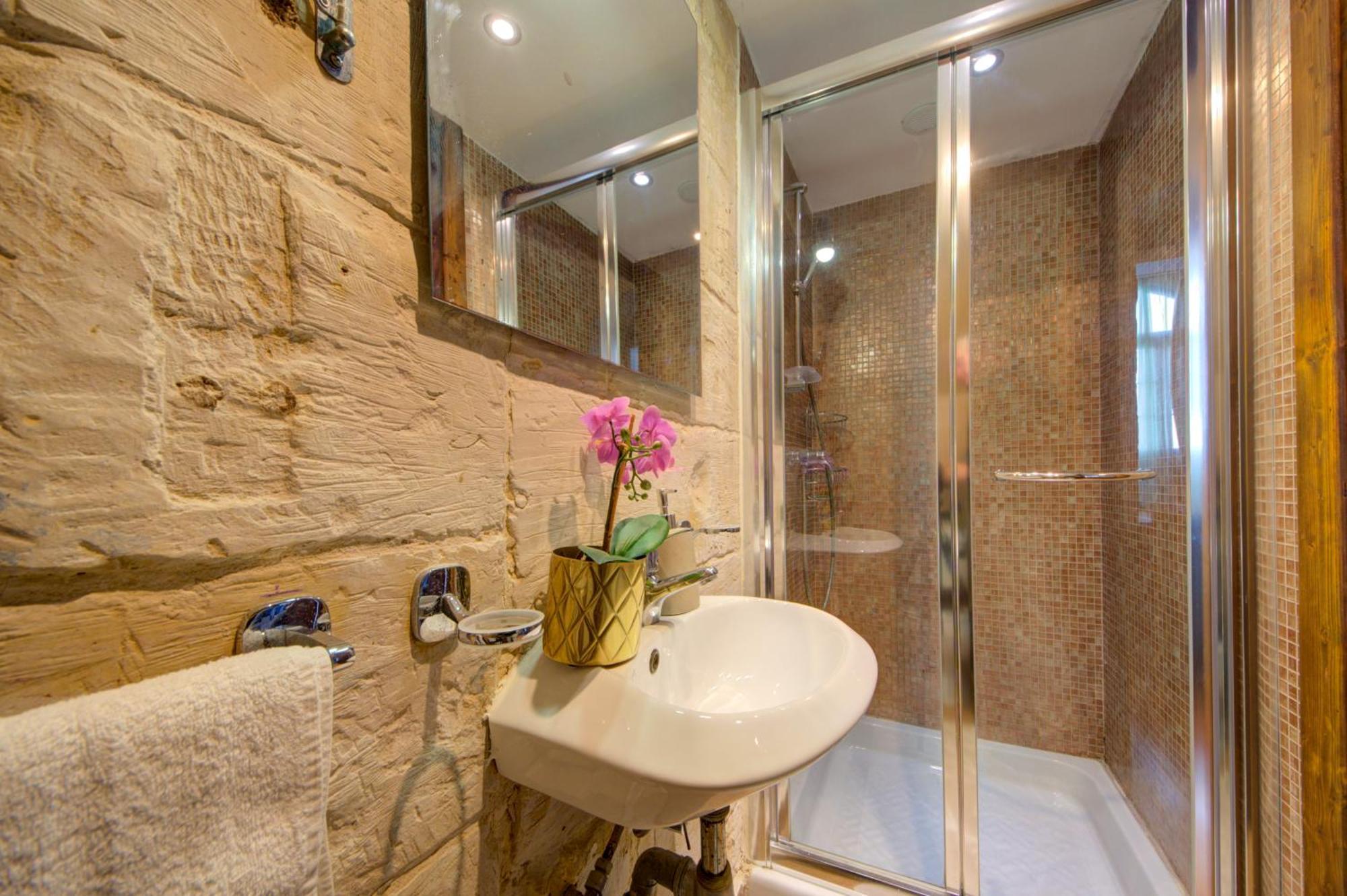 Valletta Waterfront Villa With Pool And Jacuzzi 外观 照片