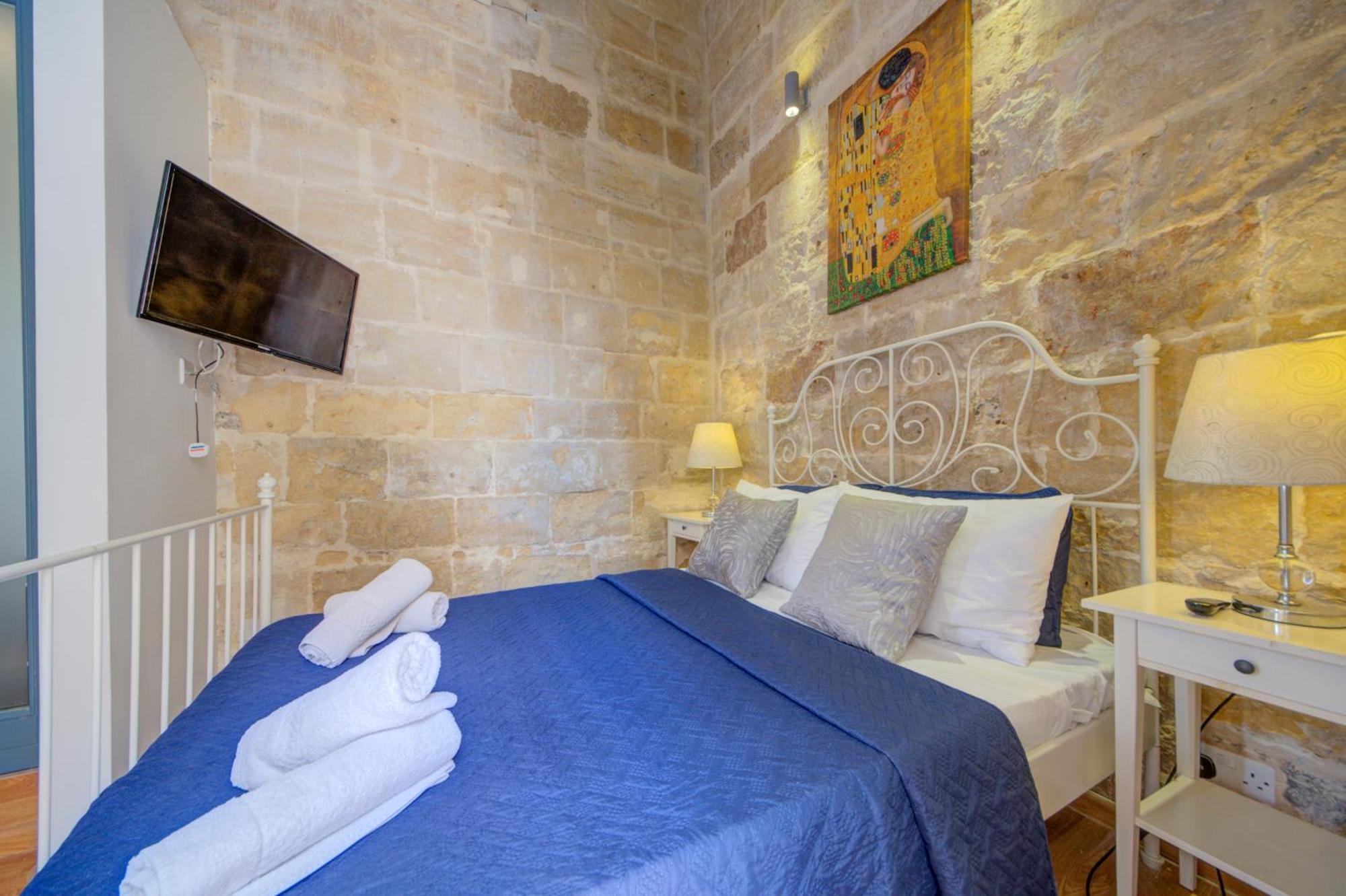 Valletta Waterfront Villa With Pool And Jacuzzi 外观 照片