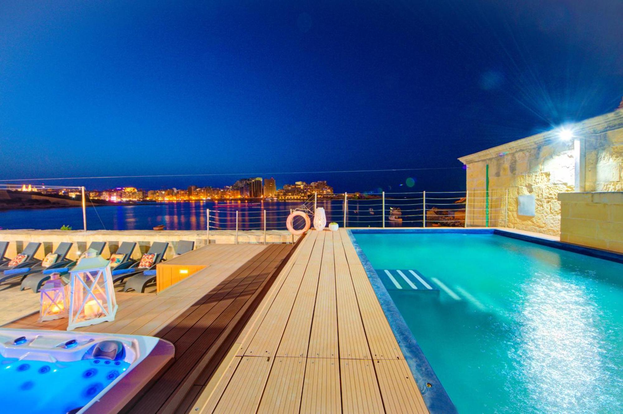 Valletta Waterfront Villa With Pool And Jacuzzi 外观 照片