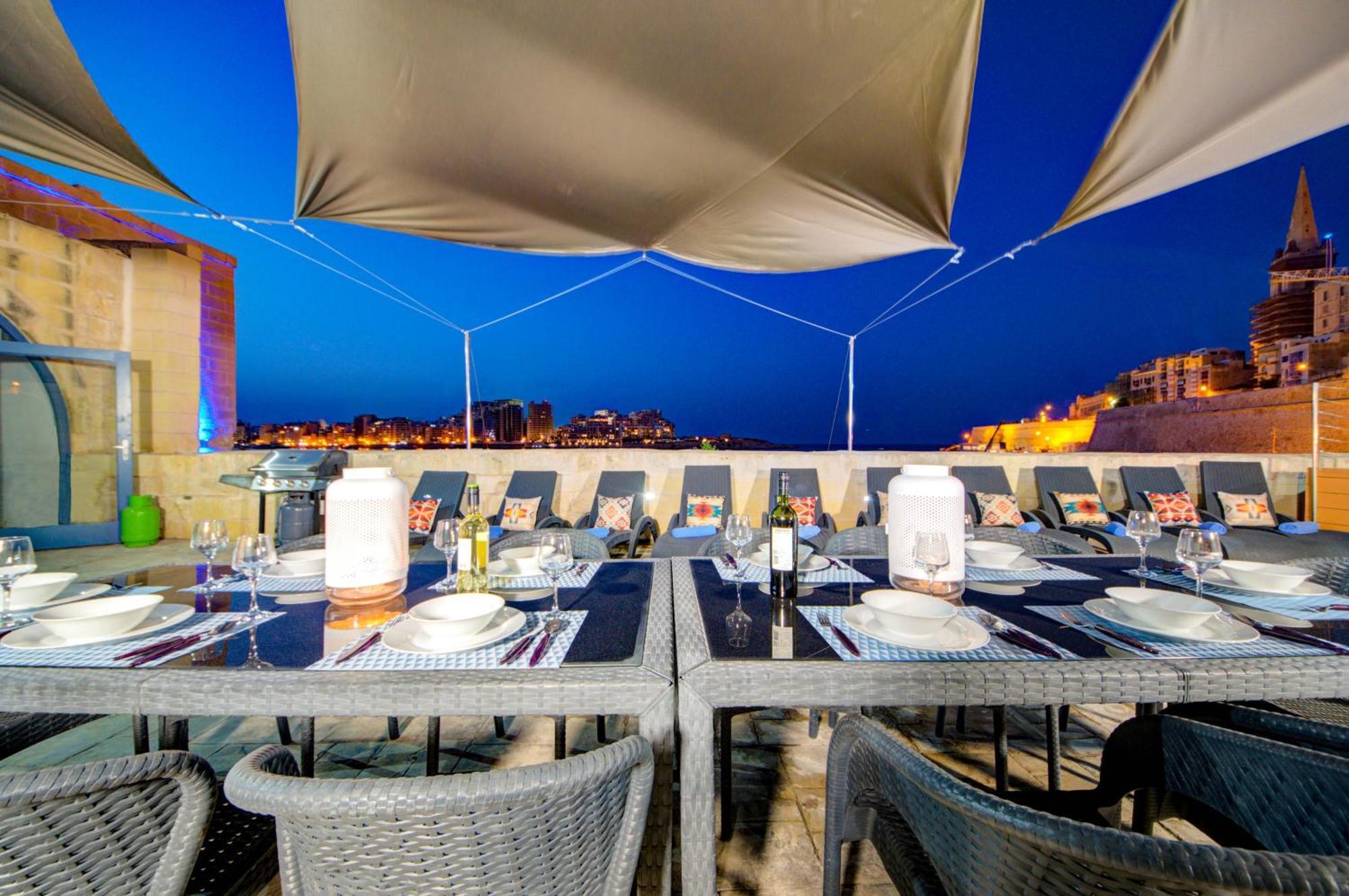 Valletta Waterfront Villa With Pool And Jacuzzi 外观 照片
