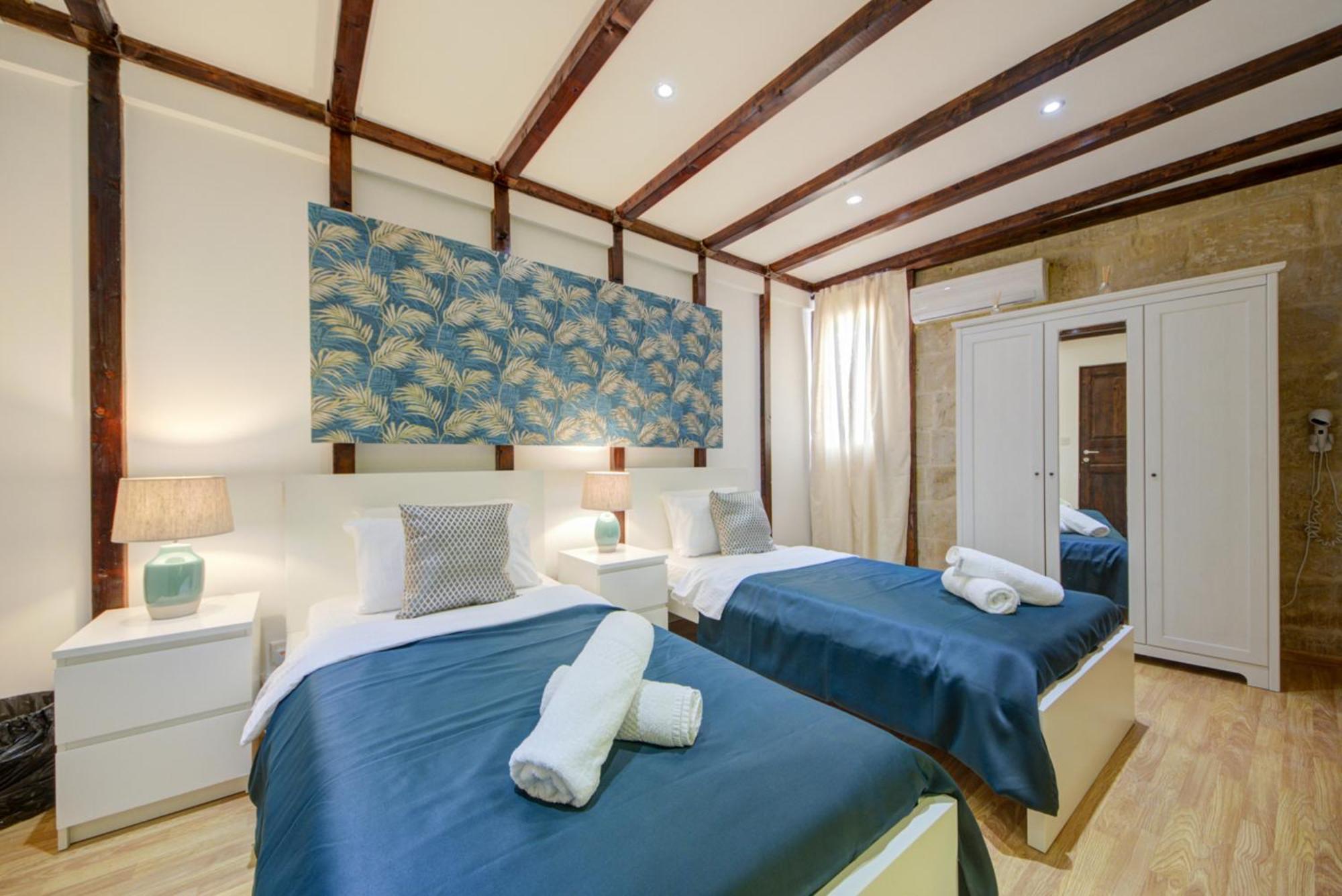 Valletta Waterfront Villa With Pool And Jacuzzi 外观 照片