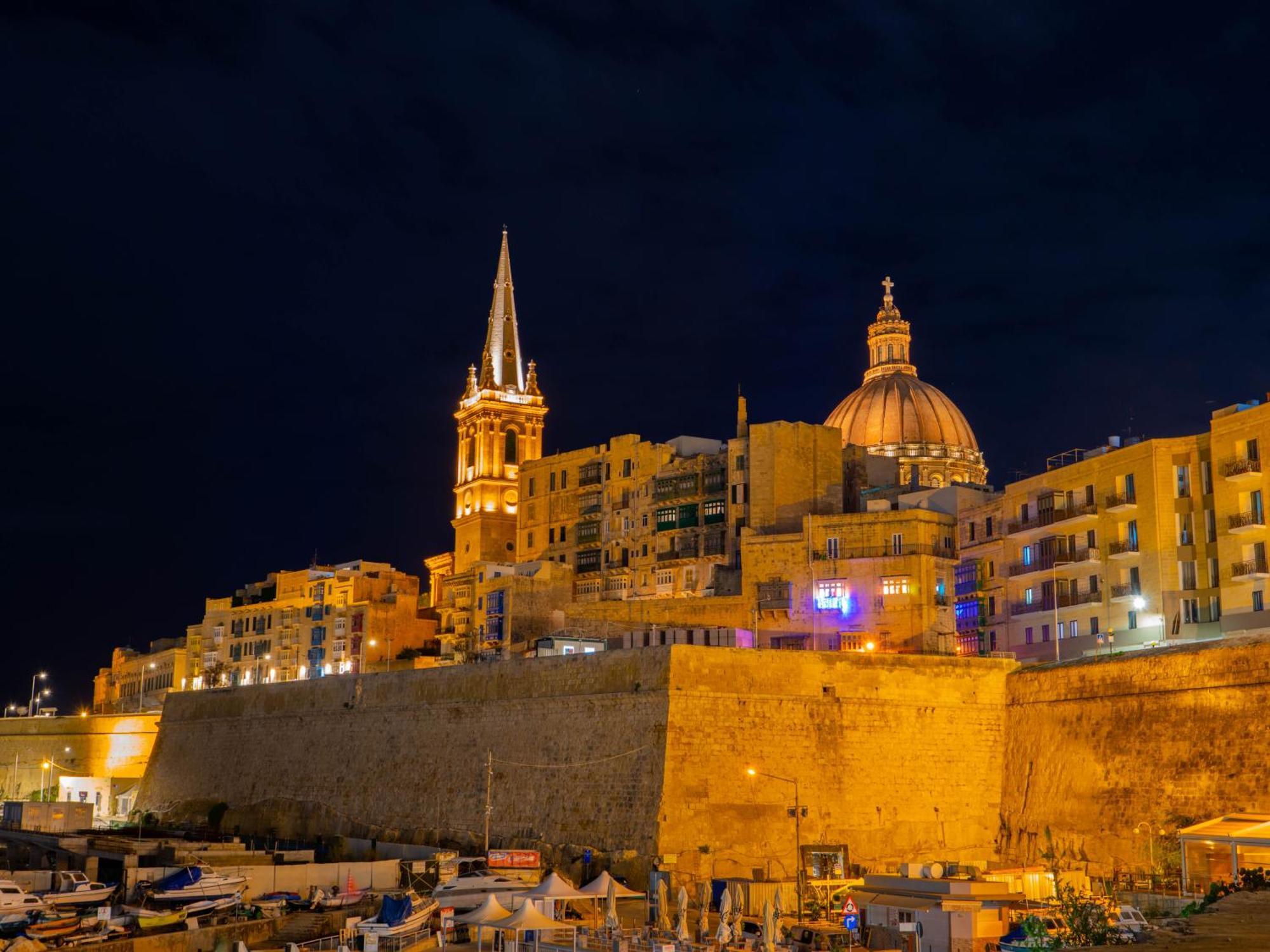 Valletta Waterfront Villa With Pool And Jacuzzi 外观 照片